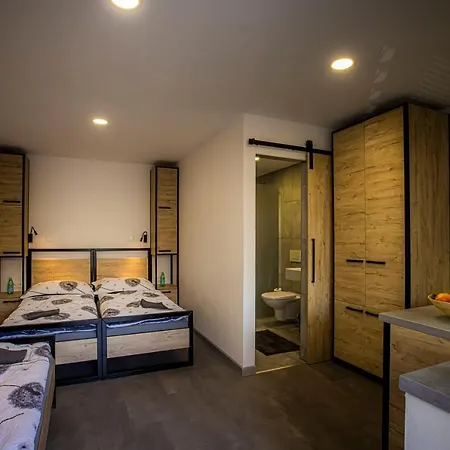 Ubytovacie Zariadenie U Mudajov Guest house *