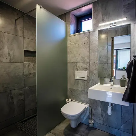 Ubytovacie Zariadenie U Mudajov 3* Kralovany